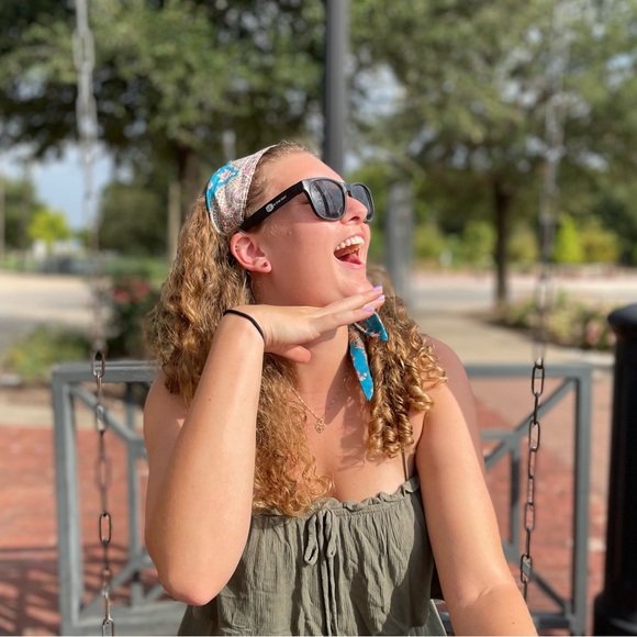 Meet your Posher, Summer - Picture 3 of 4